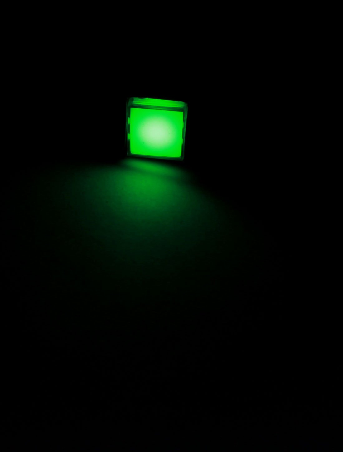 Red Green Indicator Switch With Light - 3 Position Latching, LED Indicator ( Red/Green), 24V, LA38-11XD/2 Model 22mm Rotary Push Button Switch Red Green Indicator Switch With Light - 3 Position Latching, LED Indicator ( Red/Green), 24V, LA38-11XD/2 Model 22mm Rotary Push Button Switch