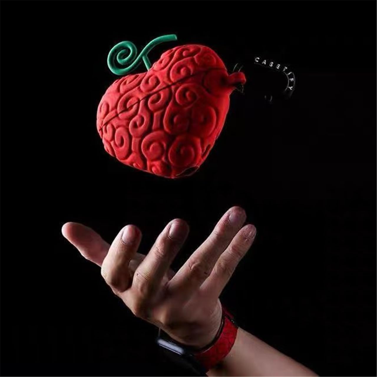 CASETiFY ワンピース Airpod Pro2 用 case ゴムゴムの実 ONE PIECE」“悪魔の実”モチーフのイヤホンケース、模様まで立体