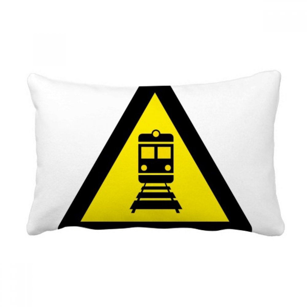 Coussin de train symbole jaune et noir, le cadeau déco idéal pour passionnés de rails