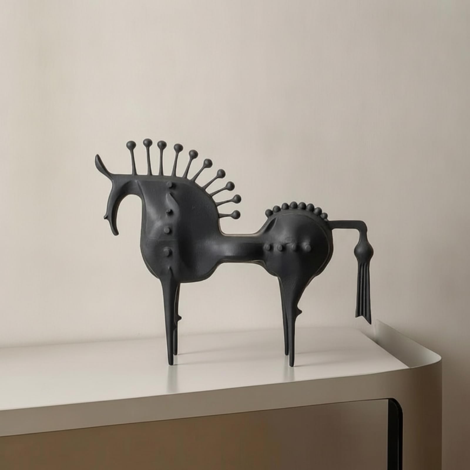 LOVIVER Escultura de Caballo Abstracto Figura Estatua Adorno Ornamento con Diseño Artístico Contemporáneo y Textura Mate con Puntos en Relieve Adecuada para, Negro, 20 6.5