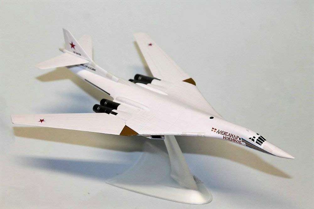 Amazon.co.jp: Herpa Wings 1/200 完成品 ソ連 Russian Air Force