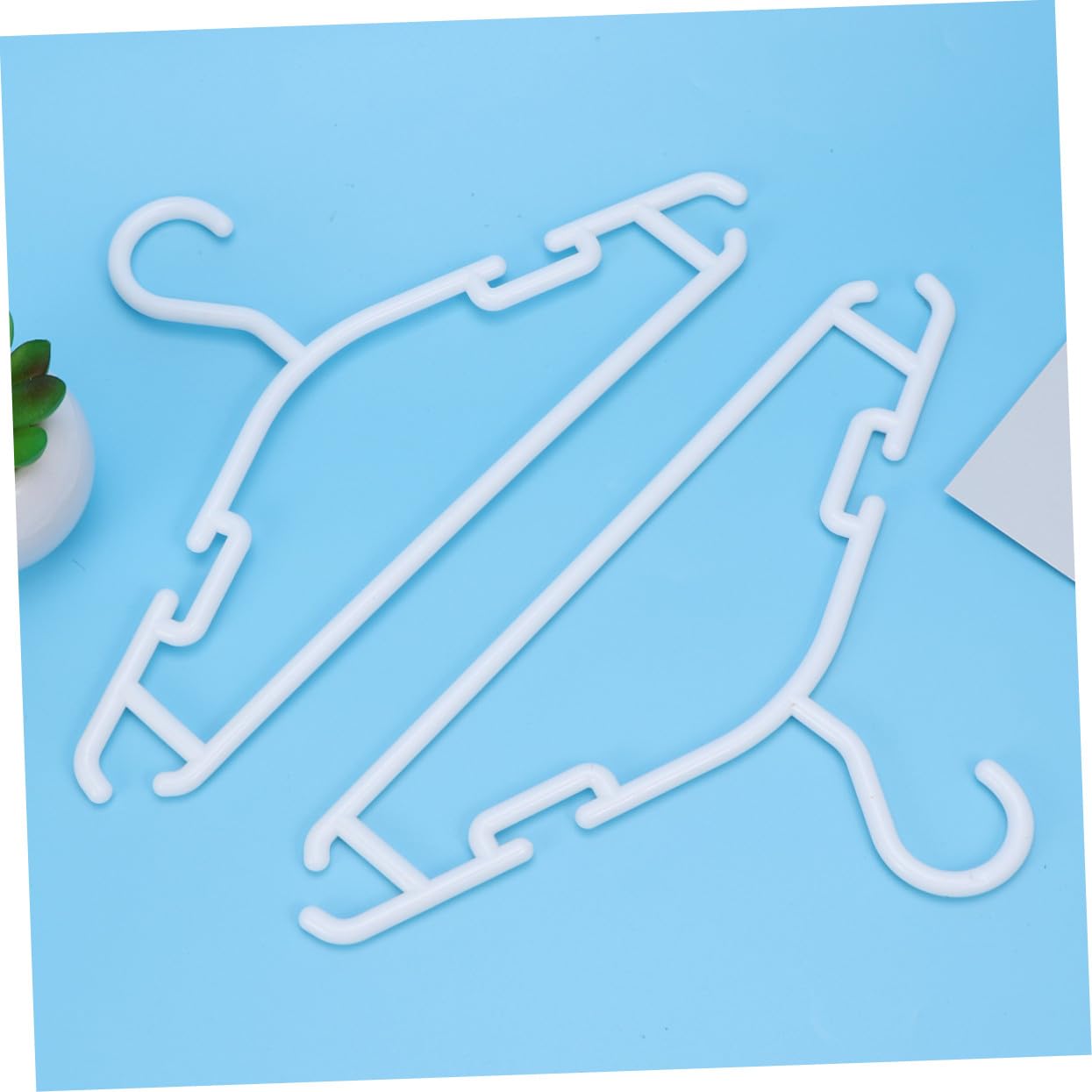 Ciieeo 10pezzi Grucce Bianche in Plastica Abs Antiscivolo Per Abiti Grucce Per Cappotti Resistenti e Durature Organizer Per Armadio Salvaspazio