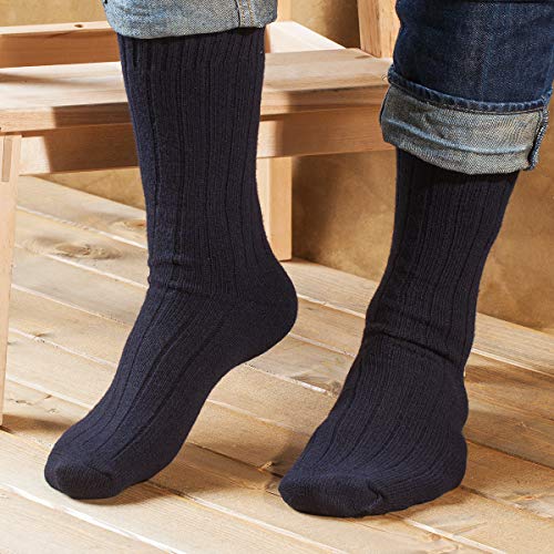 Mens Fine Cashmere and Merino Wool Super Soft and Warm Winter Fluffy Mid-Calf Socks4