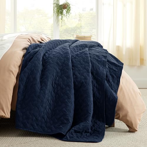 Image of Bedsure California King Quilts - Lightweight Bedspreads Cal King Size with Basket Weave Pattern, Soft Quilt Bedding Set, Navy Comforter Set Coverlet for All Seasons with 2 Pillow Shams (111 inch x 106 inch)