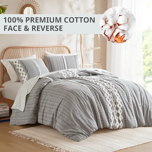 Image of INK+IVY Queen Comforter Set, Boho Comforters, Breathable Cotton Bed Set, All Season Modern Chenille Tufted Comforter with Farmhouse Bedding Flare, Gifts for Woman, Gray 3 Piece