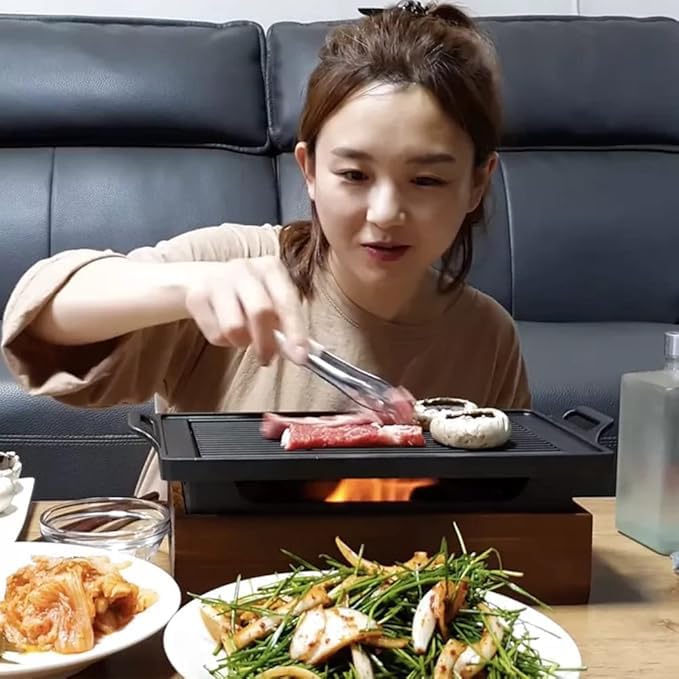 Przenośny grill bezdymny – nieprzywierający grill na węgiel drzewny do użytku domowego – idealny do gotowania koreańskiego i japońskiego – grill wewnątrz z łatwym czyszczeniem
