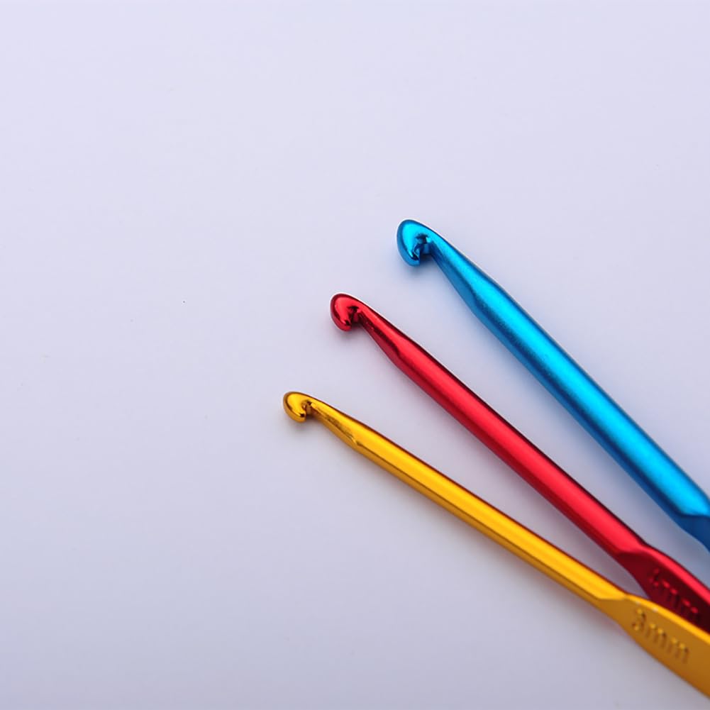 2Pcs Crochet Hook Keychain Kit Mini Creative Keychains Zinc