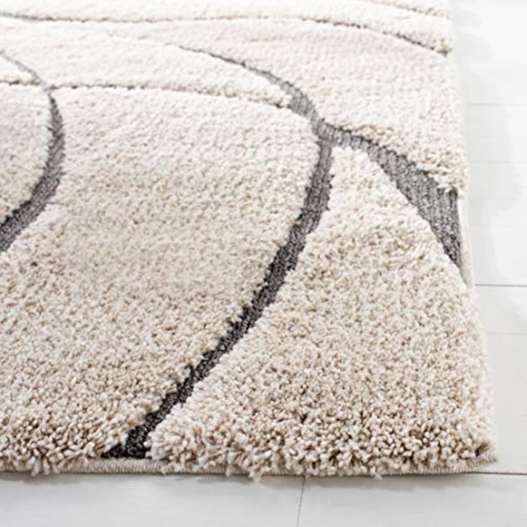Handmade 3D Edge Collection Microfiber & Polyester Rugs
