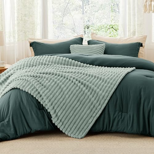Image of Bedsure Comforter Full Size 5 Pieces - Full Size Comforter Set with Fleece Throw Blanket and Decorative Pillow, Lightweiget Bedding Comforter Sets, All Season Bedding Sets, Emerald Green