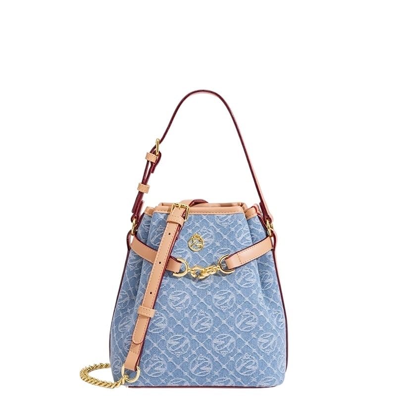 Denim Shoulder Bag for Commuting and Casual Outings