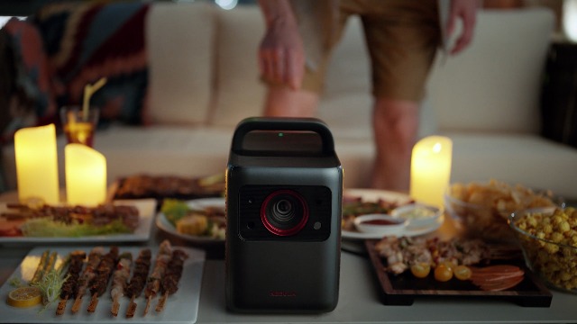 Nebula Cosmos Laser Videoprojecteur 4K, Correction du Trapèze sans