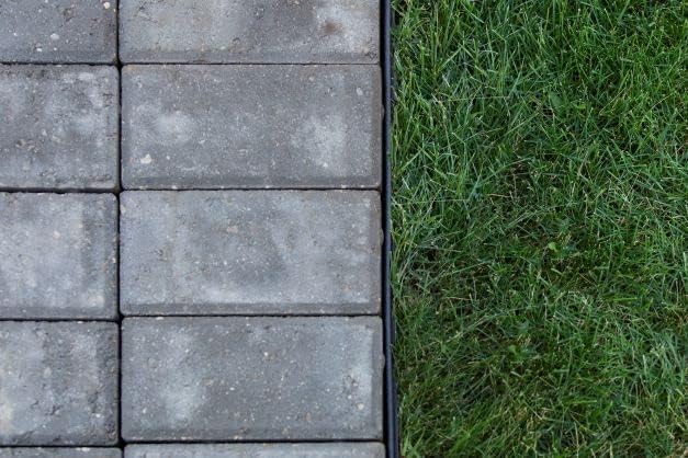 MASTER MARK Dig-Free Landscape Paver, Bricks, Stone Edging, No-Dig Patio Flex Border, Plastic 60 ft. Coil (Black), 1.75 in. Height