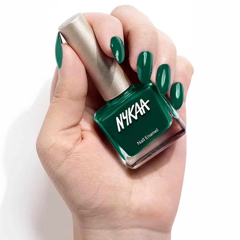 Nykaa Creme Nail Enamel, Mistletoe Kisses 454, Festive Green, 9ml-image-48