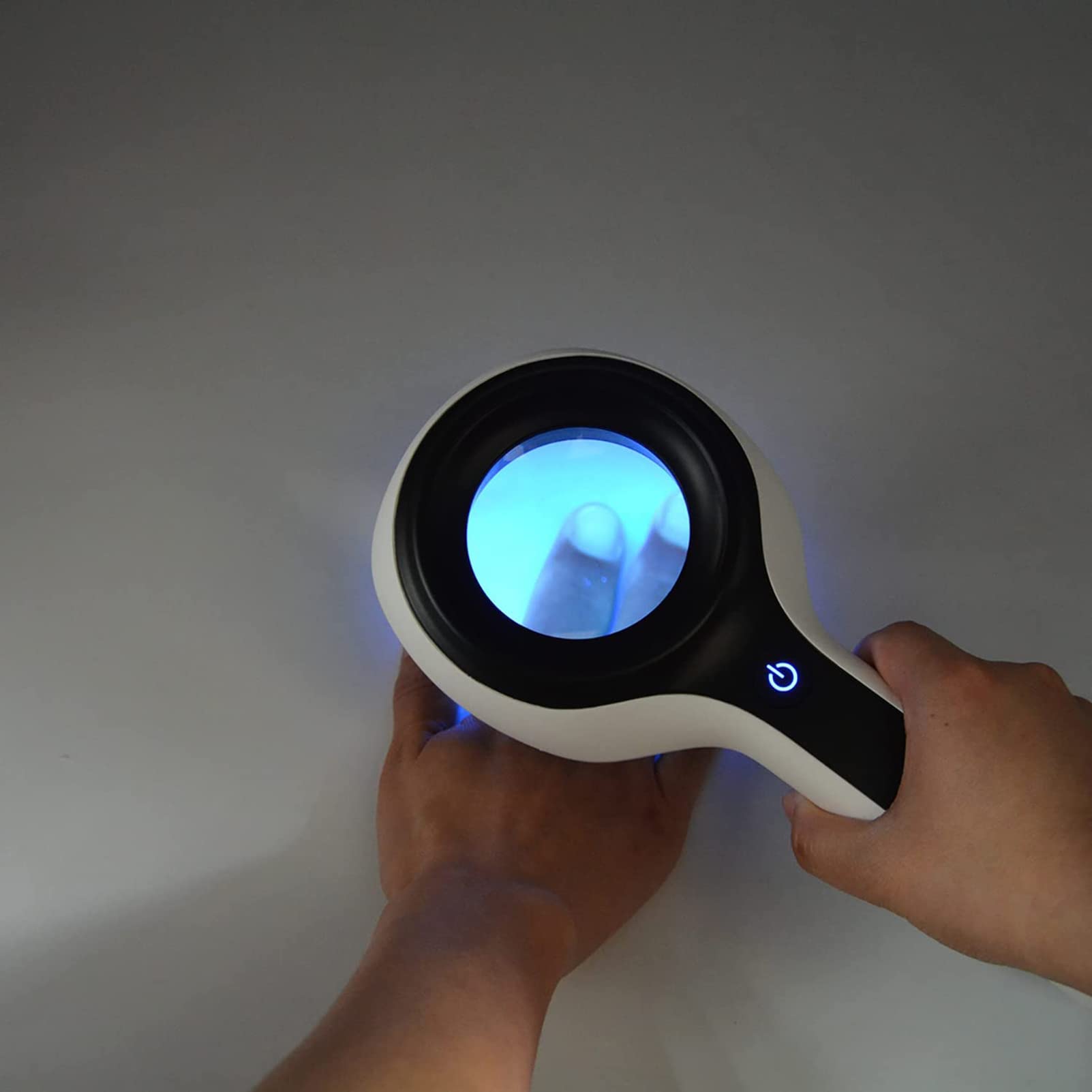 美容機 ウッドランプ Amazon.co.jp: 皮膚用ポータブルウッドランプ、美容顔用拡大ランプ皮膚