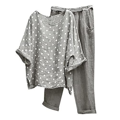 Chemise boutonnée décontractée et pantalon fluide pour vos journées de détente en terrasse