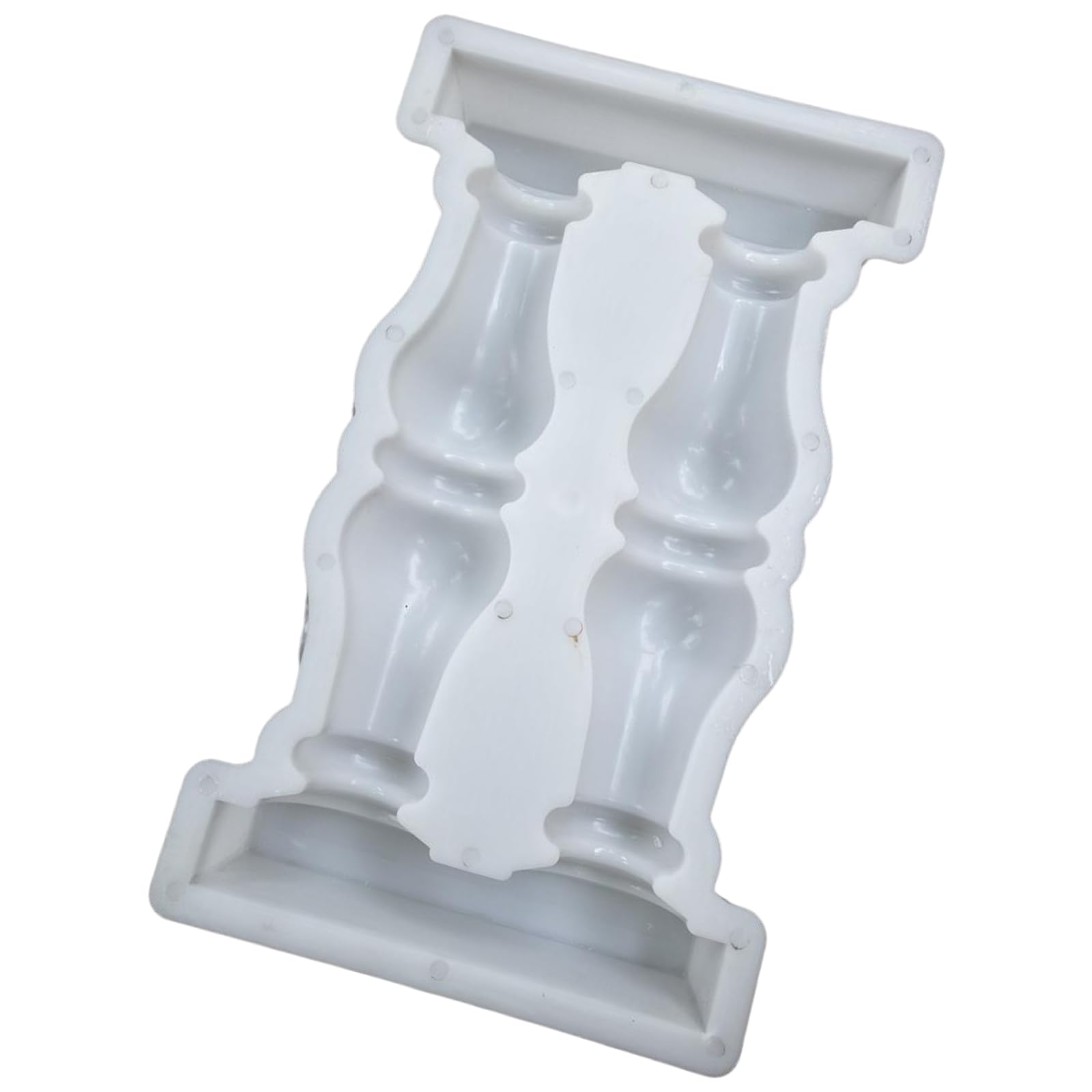 Colonne romaine pour balcon et jardin : créez un garde-corps de terrasse avec ce moule en béton