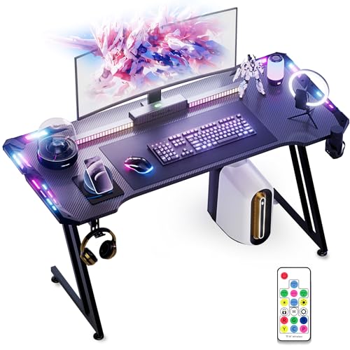 SUBTLETY Mesa de juegos de 140 x 60 cm, marco Z, escritorio con soporte para bebidas y ganchos para auriculares, mesa ergonómica para ordenador, capacidad de carga de hasta 100 kg, mesa de juegos para
