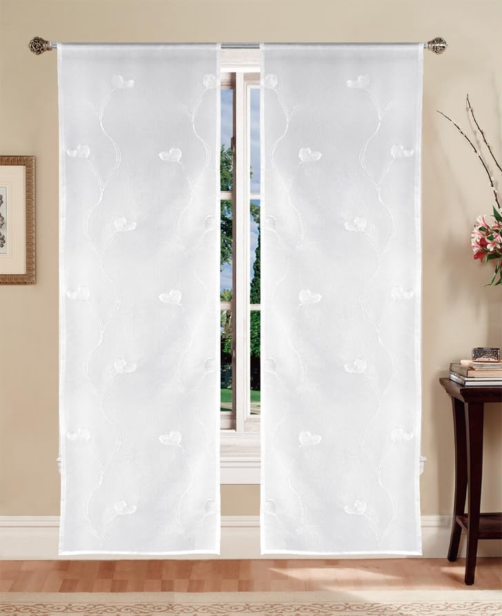 TENDE RICAMATE: Il tessuto base è bianco, impreziosito da cuori in diversi colori (Bianco - Beige - Grigio - Rosso).