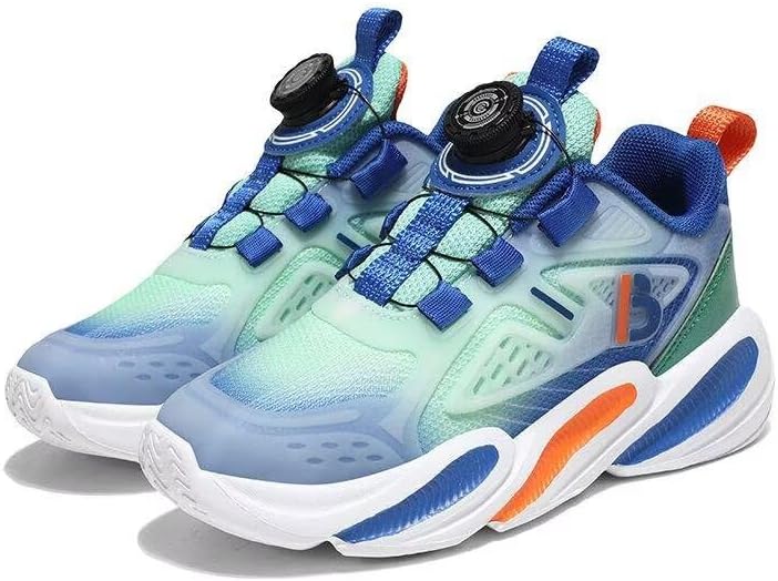 この子供用スニーカー、本当に便利で快適ですよ～ノブ式締め付けで、子ども自身でも簡単に履けるんです；通気性 のメッシュ素材で、小さな足