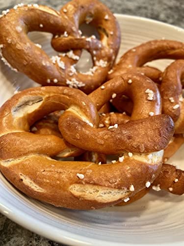 Happy Herbert's Penn Dutch Regular Pretzels 8 oz Case of 12