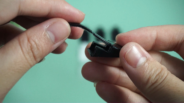 💍 EXHIBIDOR ANILLOS LTSBAED 36 PIEZAS – ACRÍLICO NEGRO/BLANCO/TRANSPARENTE (2.5CM)