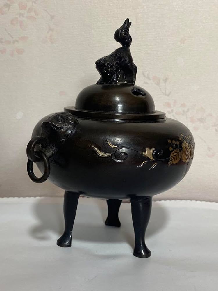 Amazon｜獅子飾り 自在遊環 三足香炉 高岡銅器 銅製 唐金 香道具 置物