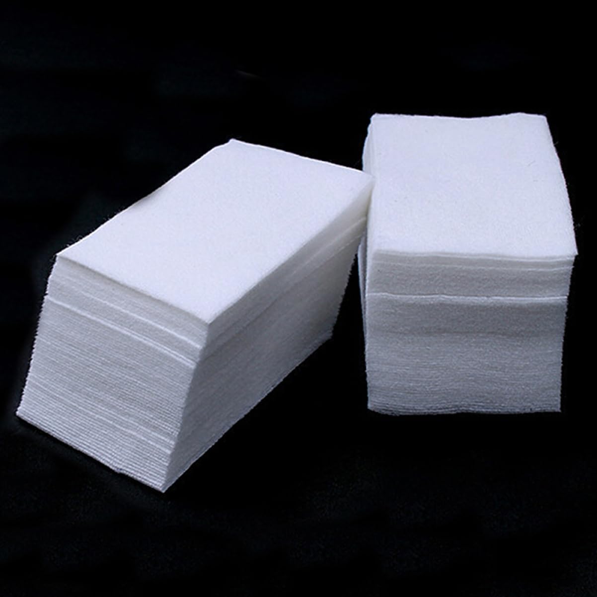 HAPINARY Cotton Nail Polish Remover Pads 700 Pack Gentle for Gel Regular Nail Polish for Salon Home Use