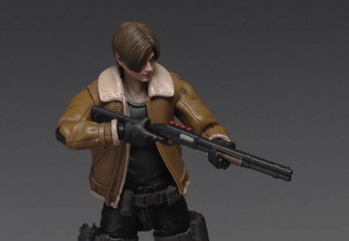 Amazon.co.jp: 1/18 Biohazard Leon S Kennedy Articulating Figure