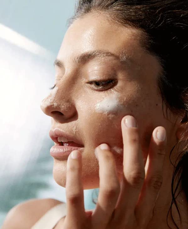 Miniatura 3 de NIVEA Gel de lavado Derma Clear para piel propensa a imperfecciones150ml