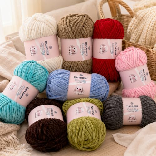 Image of Cuddly Velvet Chenille Yarn, Super Soft Bulky, Apple Green