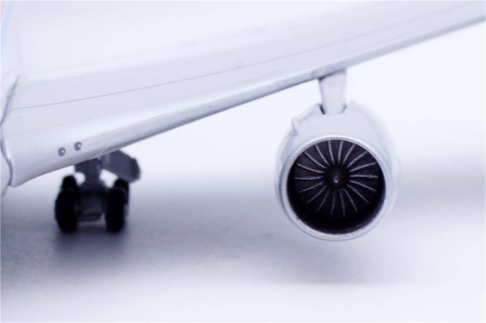 Feng Shui， Repliki modeli samolotów 19CM dla Cargolux B747-8F LX-VCJ wyświetlacz statyczny samolot model samolotu w skali 1:400 dla kolekcjonerów lotów miniaturowy