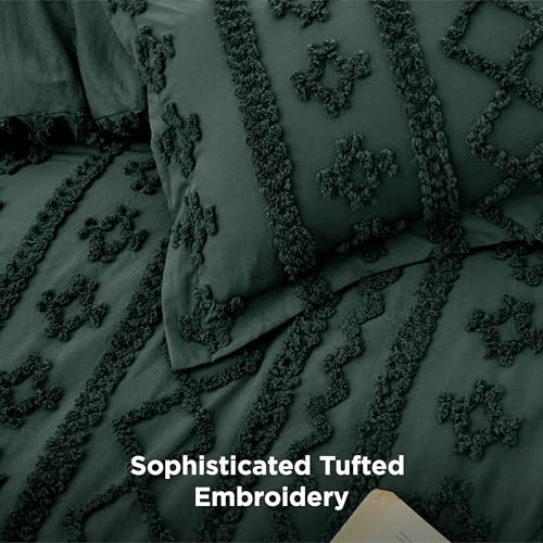 Image of Bedsure Tufted Boho Comforter Set Queen Size - Dark Green Boho Bed Set, GentleSoft 3 Pieces Farmhouse-Style Embroidery Bedding, Gifts for Woman, Soft Jacquard Kids' Queen Comforter for All Seasons
