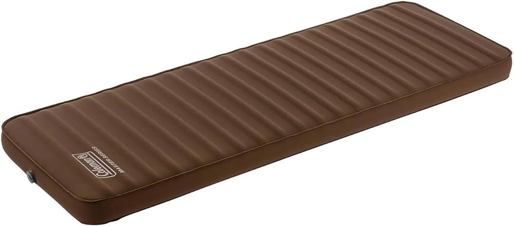 コールマン コンフォートインフレーターマット マスターシリーズ シングル 人気 コンフォートインフレーターマットハイピーク/シングルの通販