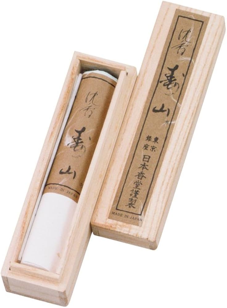 Amazon.co.jp: 日本香堂(Nippon Kodo) 沈香寿山 桐箱入短寸 : ホーム