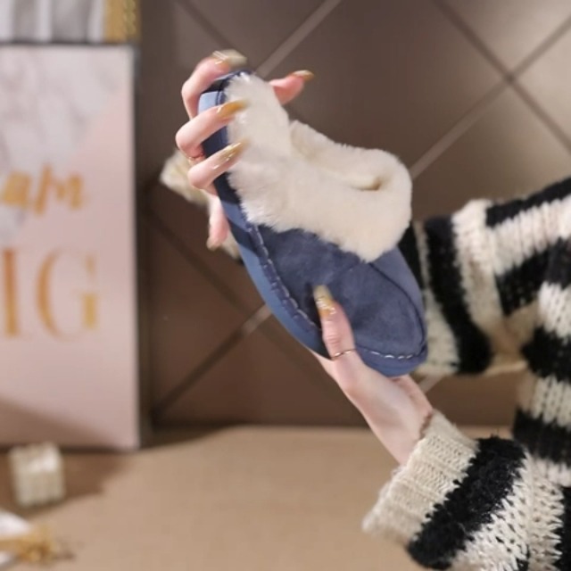Pantofole Invernali Morbide In Peluche Unisex Con Suola Antiscivolo: Per Casa, Uscite, Regalo Natale (Tante Taglie, Stampe Variopinte)