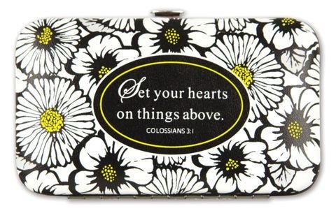 Brownlow Inspirational Faith & Fashion Manicure Set with Scripture"Set your hearts on things above"