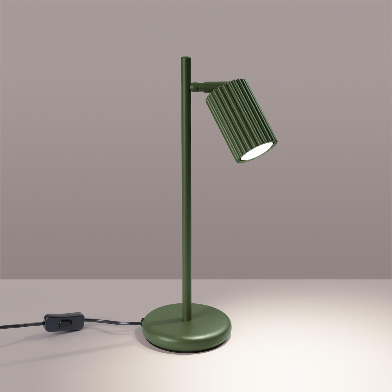 Licht-Erlebnisse Schreibtischlampe Aluminium verstellbar 43 cm hoch Grün für GU10 Modern Kabel Schalter Tischleuchte Leselampe Schreibtisch Büro