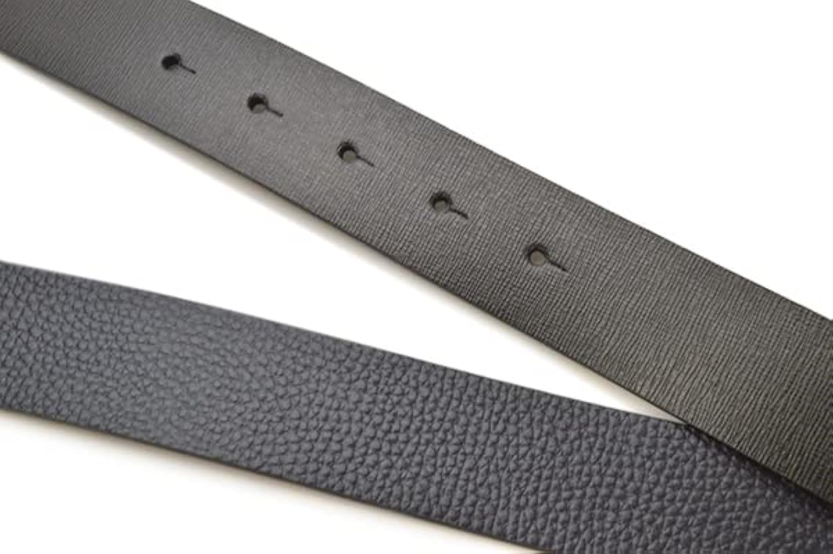 いよいよ人気ブランド ARMANI EXCHANGE AlX アルマーニ レザーベルト