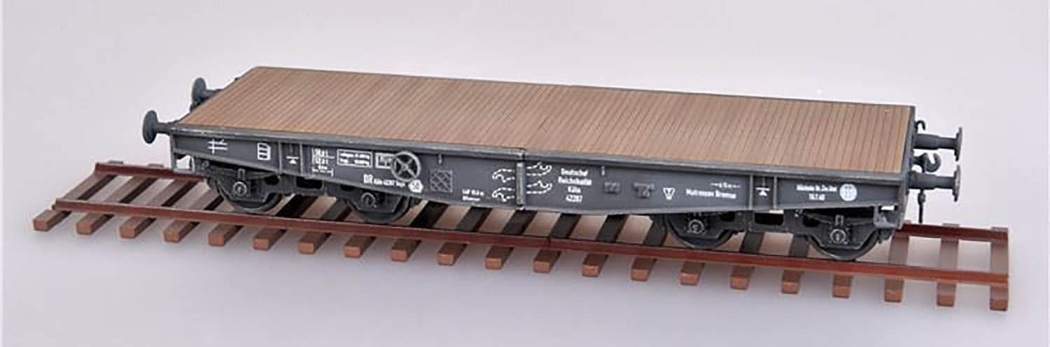 WWⅡ ドイツ軍 防空・防衛88mm対空対戦車砲搭載平貨車 1/72 完成品模型 ドイツ軍 3.7cm対空砲 Flak.36 w/Sd.Ah.52トレーラー