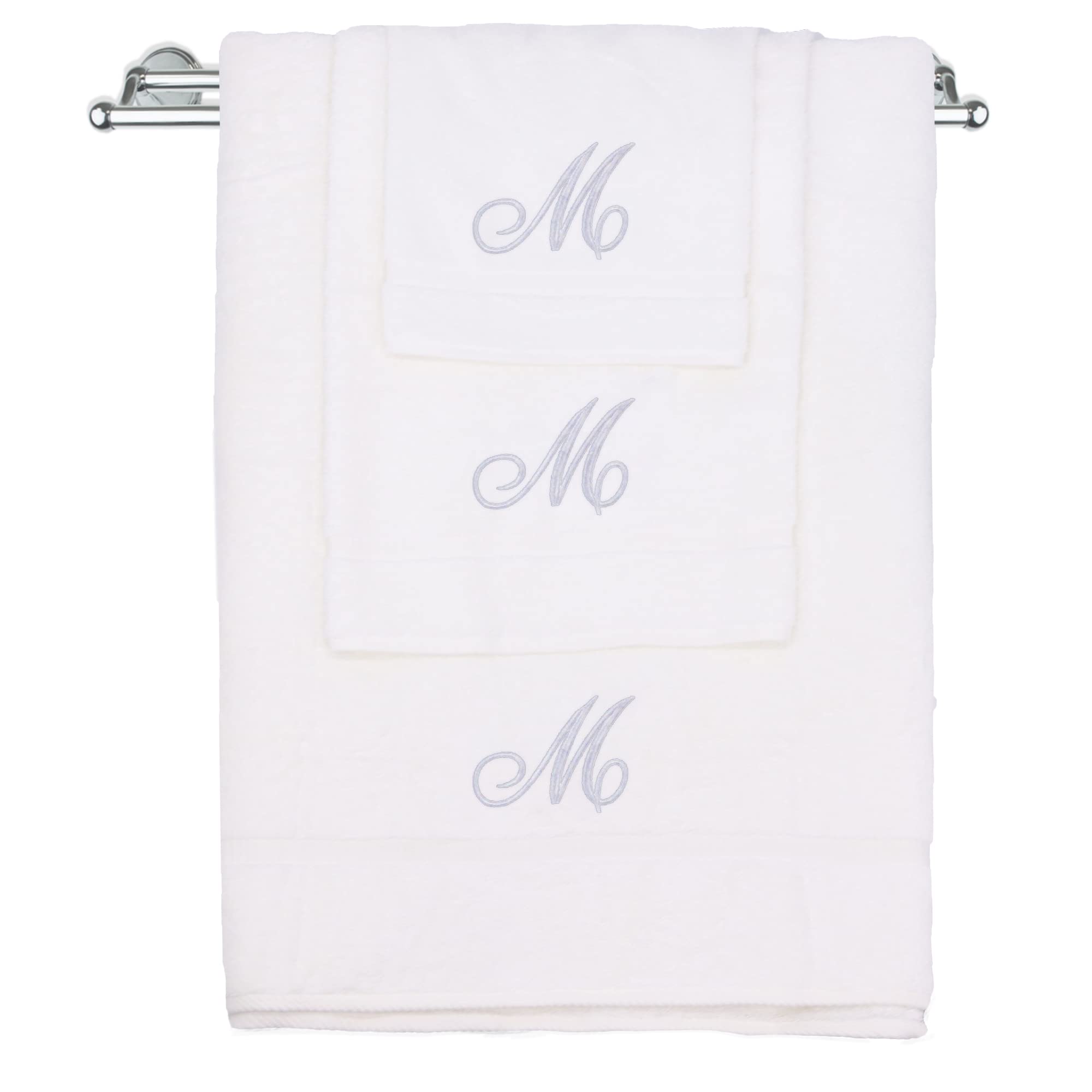 Juego de toallas con monograma, regalo personalizado, juego de 3 toallas bordadas con letras plateadas, extra absorbentes, 100% algodón turco, acabado de rizo suave, inicial M blanco