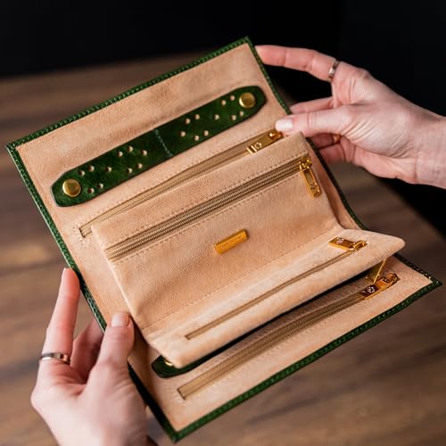 Image of Time Resistance Leather Jewelry Roll - Full Grain Leather Travel Jewelry Case - Jewellery Organizer Made in Italy (Green)