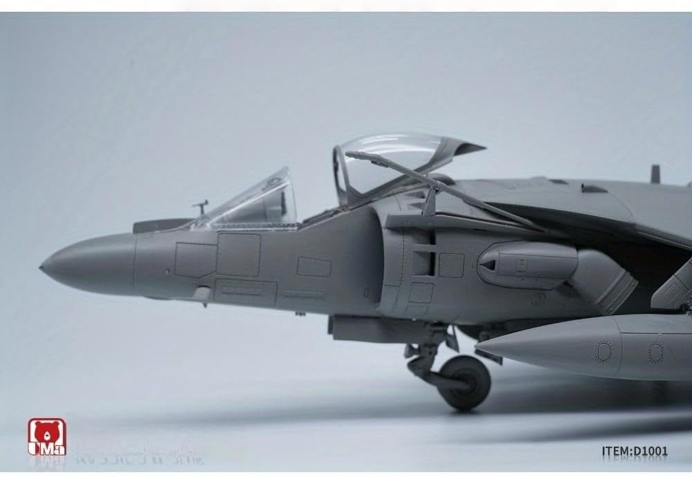 Model 1/48 Scale US D1001 AV-8B Harrier II Plus Attack Aircraft Model Kit
