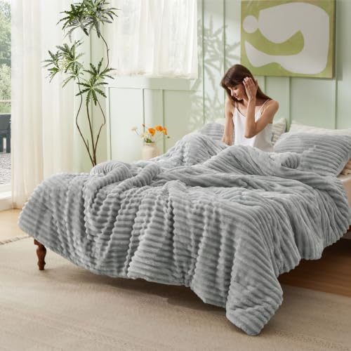 Image of Bedsure King Fluffy Comforter Set - GentleSoft 3 Pieces Luxury Fleece Light Grey Bedding, Cozy Room Decor Aesthetic, 1 King Bed Comforter (104 inchx90 inch) and 2 Pillowcases (20 inchx36 inch)