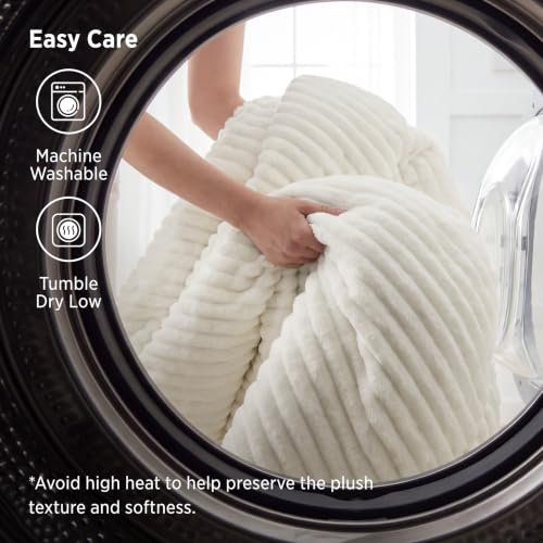 Bedsure Fluffy Comforter Set Queen Size, Cream White, 3 Piece | Warm Plush Fleece & Flannel Winter Bedding, Soft Faux Fur Comforter with 2 Pillowcases, Gift Choice, Room Decor - image 5