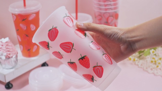 Amazon.com | Potchen 12 Pcs Strawberry Plastic Cups 24 oz Reusable Red Strawberry  Tumbler with Lids and Straws Reusable Drinking Juice Cups for Sweet One  First Birthday Summer Fruit Party: Tumblers &