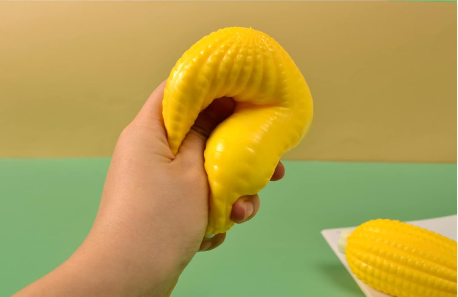 1Pcs Soft Fake Corn Stress Relief Prop Fingertips Sensory Adult Tool Stress Relief Hand Muscle Exercise Prop Tool Halloween Christmas Party April Fool's Day Brithday Deco - Image 4