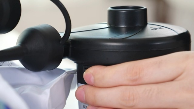 Cadrim Elektrische Luftpumpe,Elektropumpe inkl. 3 Aufsätze für