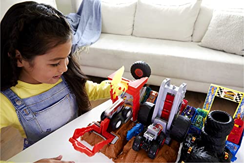 Hot Wheels Monster Trucks Playset & Toy Truck, Arena Smashers miniatura 2