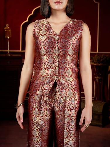 Image of PURVAJA Womenn's Sleeveless Shirt Pant Printed Co-Ords Set