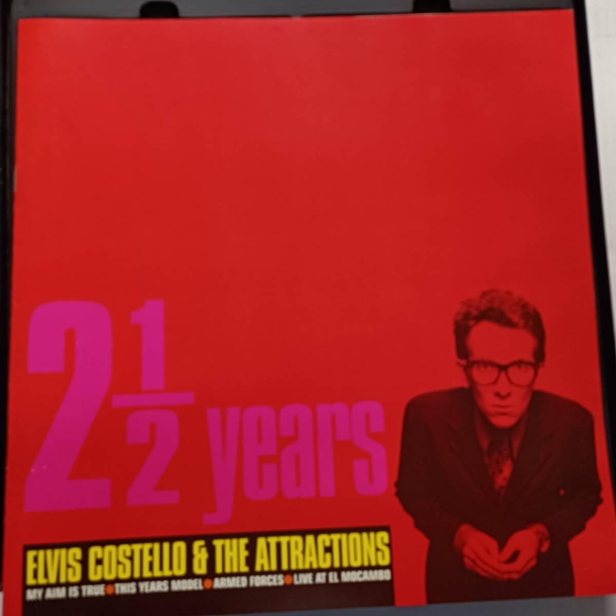 Amazon.co.jp: ELVIS COSTELLO & THE ATTRACTIONS 2 1/2 YEARS 4CD BOX